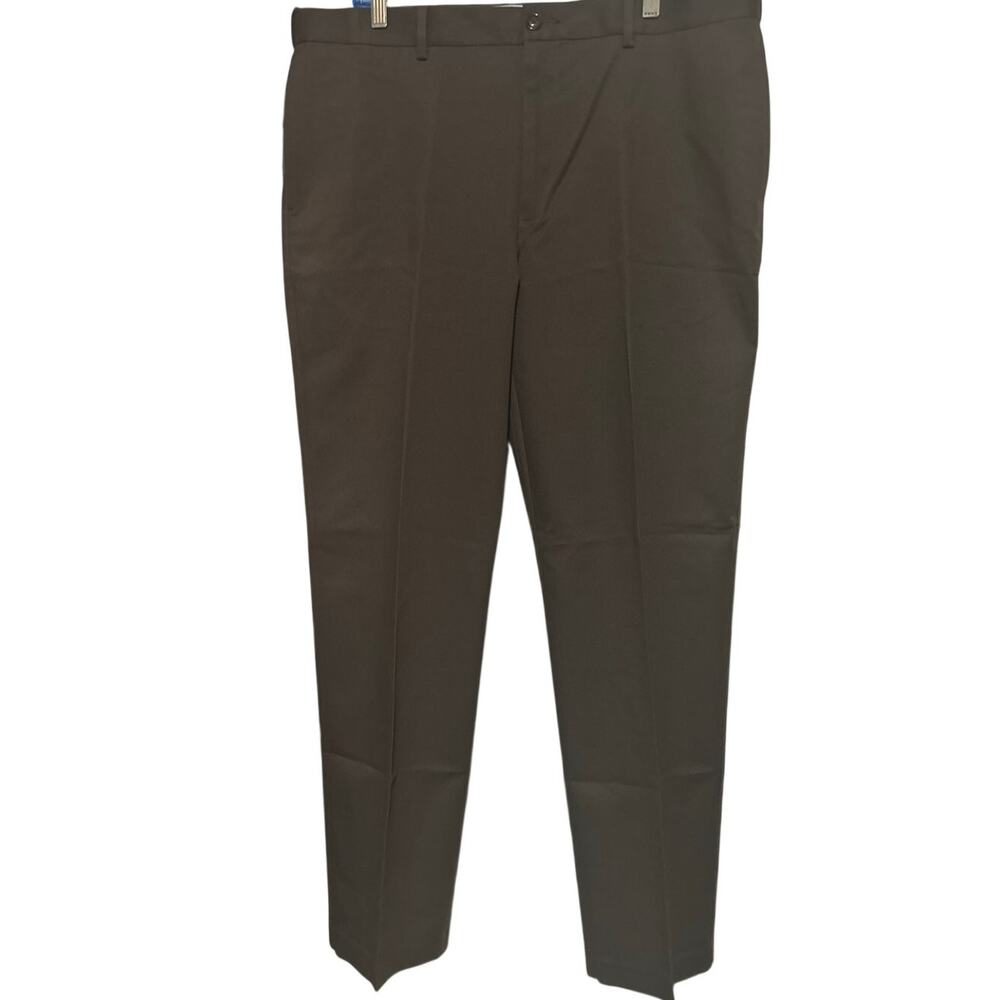 Savane Men's The Ultimate Performance Chino Flat Front Turkish Coffee Size 38/32